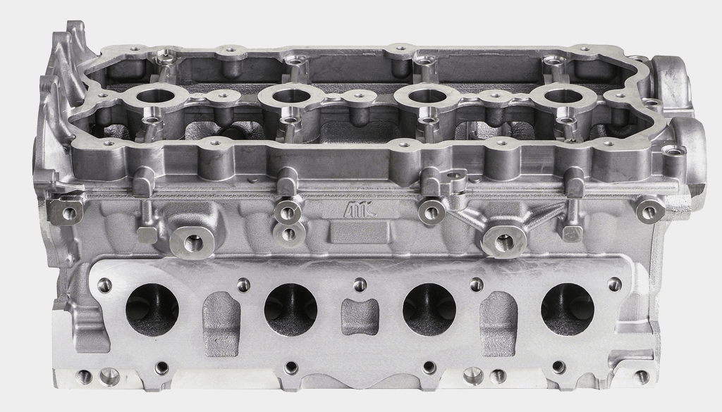 Engine cylinder heads